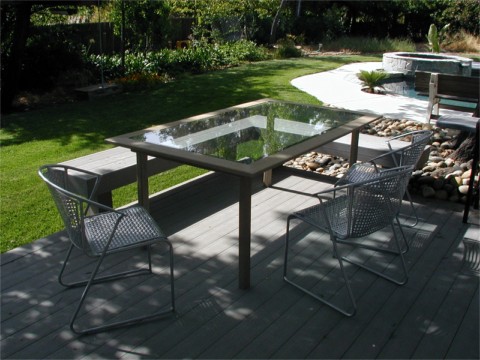 DeckTable.jpg (56095 bytes)