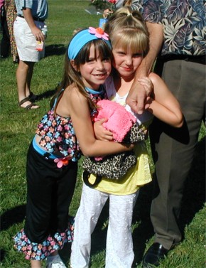 JustineLiana.jpg (46862 bytes)