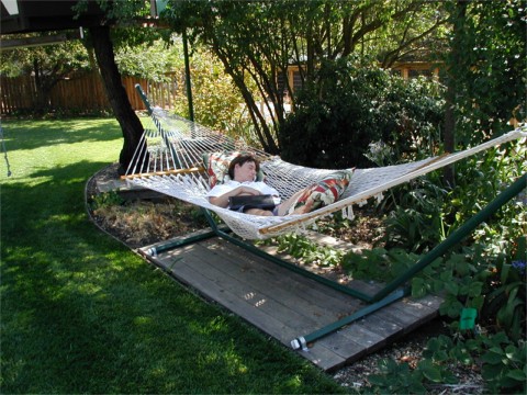 LisaHammock.jpg (78493 bytes)