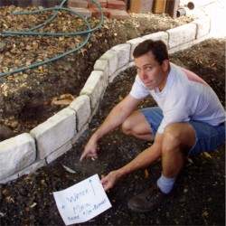 Wall.jpg (27222 bytes)