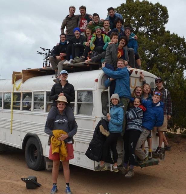 Eric's
        clan takes a bus trip to Moab