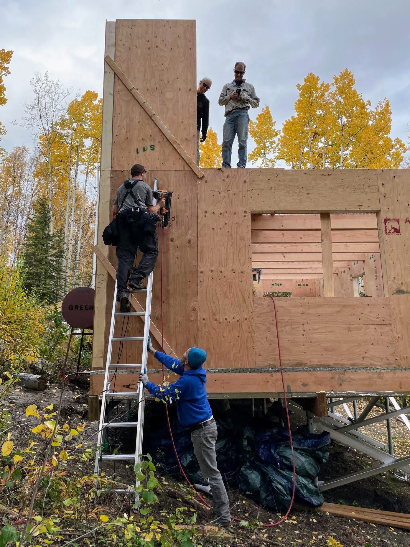 Putting up the
        second story walls